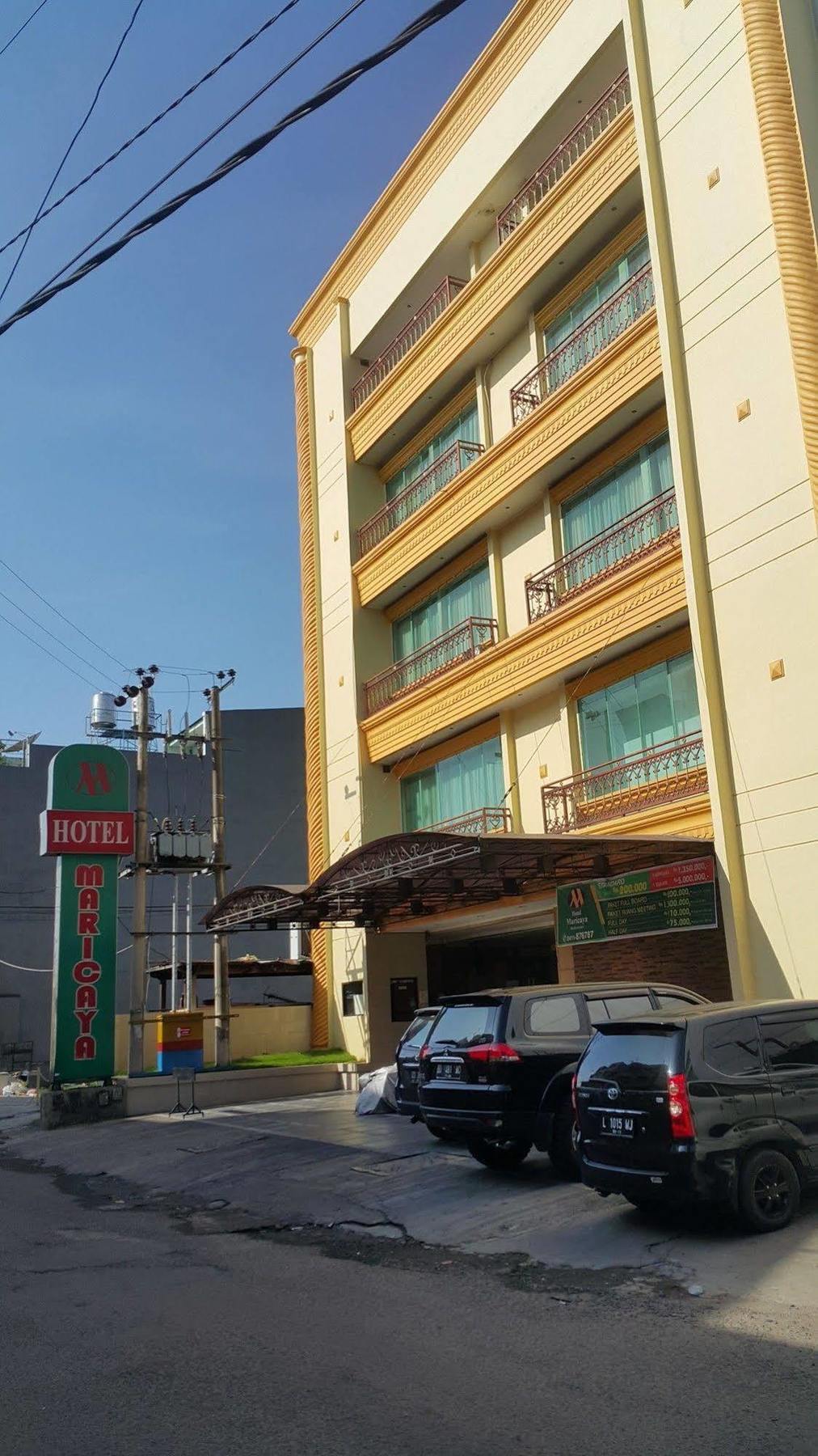 Hotel Maricaya Makassar Exterior photo